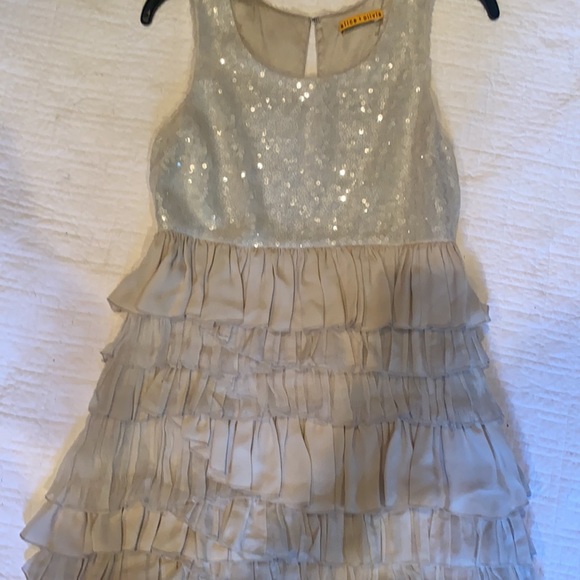 ALICE & OLIVIA 100% silk layered party dress size 2 - Picture 5 of 16